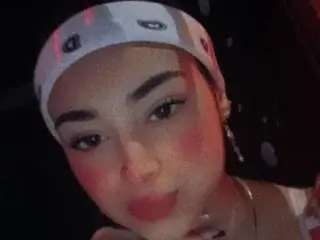 Streamate Adult Video Chat of Emily_Petit