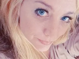 Streamate Adult Webcam of LizaLive
