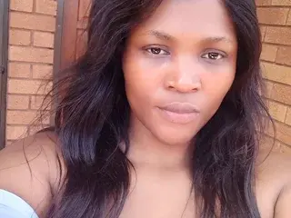 Streamate Nude Webcam of BLAC_BOOTY21