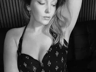 Streamate Adult Video Chat of DeepThroatDarling