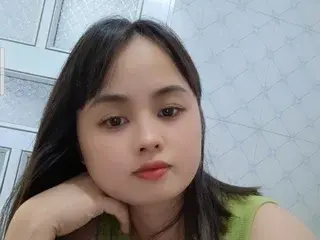 Streamate Watch Live Sex Cams of MinzyMe