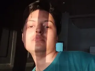 Streamate Live Sex Cam of Kevin_Charless