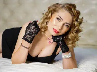 Streamate Live Porn of Annaglamlovely