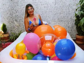 Streamate Sex Chat of bunny_blonde