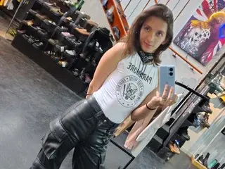 Streamate Adult Webcams of Feniixa