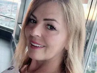 Streamate Sex Cam of YulliaMilfX