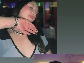 Streamate Free Porn Cam of NatashaCoopeer