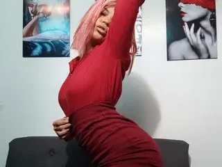 Streamate Free Porn Cam of Mialunar