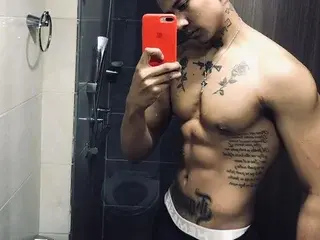 Streamate Live Porn of ThomasHardy