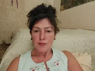 Streamate Live Porn of cougarcofee33