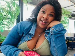 Streamate Free Porn Cam of EbonyOrgasmPie