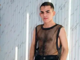 Streamate Adult Webcams of Alessandro_Villorina