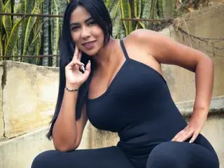 Streamate Live Sex Cam of Cataliinamuss