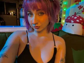 Streamate Live Porn of LedaBun