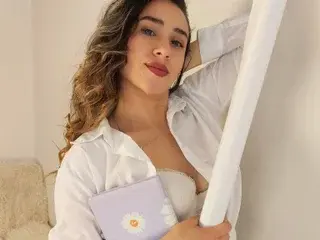 Streamate Best live sex cam show of Ximena19