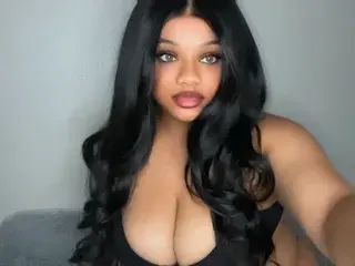 Streamate Watch Live Sex Cams of BellaWella18