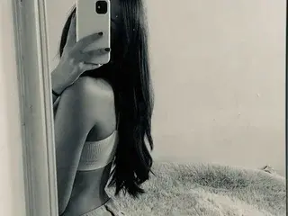 Streamate Free Live Porn of SexyHot_Chick_20