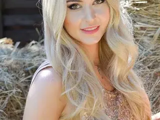 Streamate Adult Webcams of MelanieSpaces