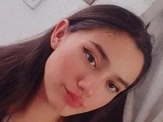 Streamate Live Sex of Sarah_World