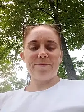 Stripchat Free Porn Cam of MerelinMILf2