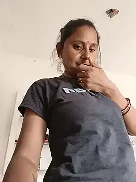Stripchat Watch Live Sex Cams of Karishna_hot