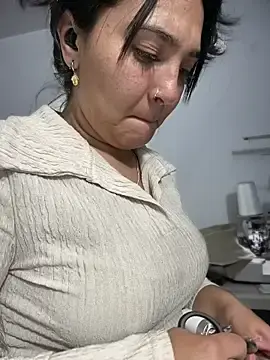Stripchat Free Live Porn of meli__brown