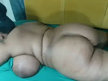 Stripchat Watch Live Sex Cams of HugeTitisxx