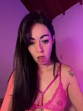 Stripchat Best live sex cam show of BrattyYani