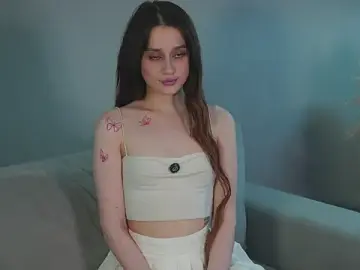 Stripchat Free Porn Cam of LinetteDebari