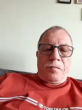 Stripchat Live Sex Cam of NextAct92