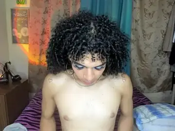 Stripchat Live Sex Cam of Angel_White25
