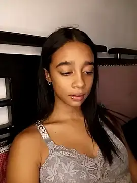 Stripchat Live Sex of Zoe_Sweett18