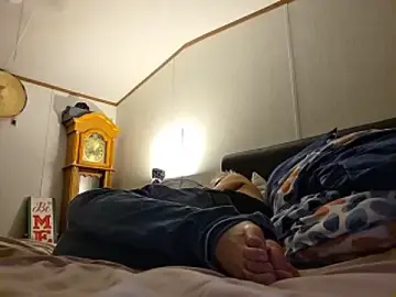 Stripchat Watch Live Sex Cams of Xoc8_
