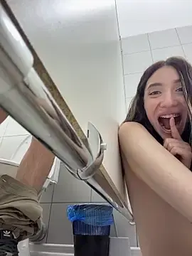 Stripchat Watch Live Sex Cams of BallerinaCappuccino_