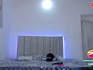 Stripchat Live Sex of KevinG_77
