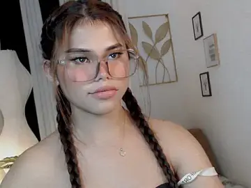 Stripchat Free Porn Cam of PrettyBlythes_TS