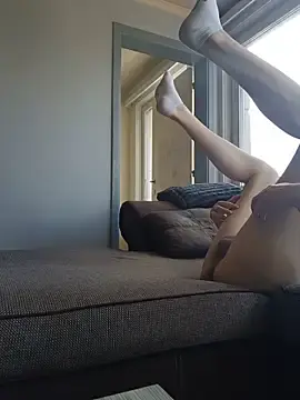 Stripchat Sex Cam of Lul18809