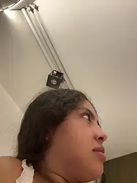 Stripchat Live Sex Cam of Nathcurly_