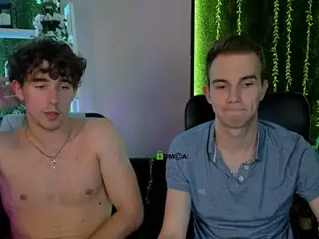 Stripchat Sex Cam of kevin_nix