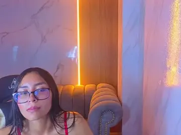 Stripchat Free Porn Cam of Sharon_tf