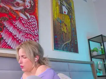Stripchat Free Porn Cam of LiliBanger
