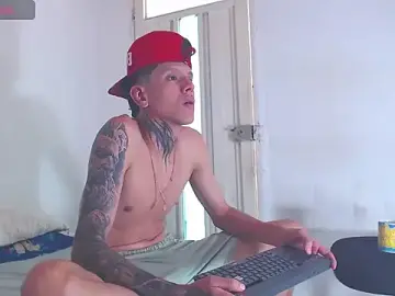 Stripchat Adult Webcams of gabriel_reyes21