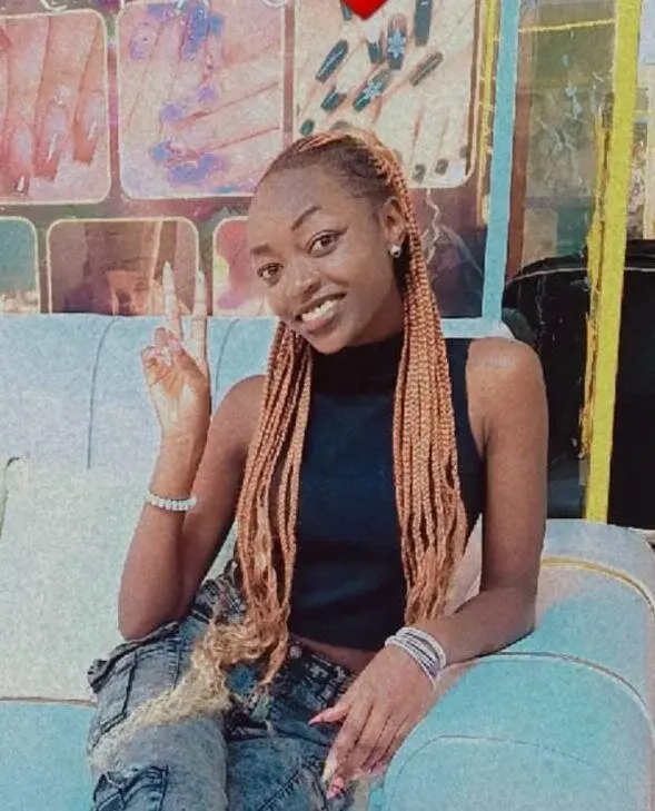 petiteafricanbaddie