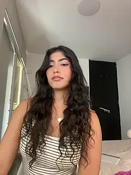 Stripchat Live Sex Cam of Gaby_zahir_