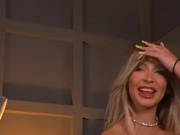 Stripchat Free Live Porn of Jo_Reed