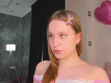 Stripchat Live Sex of Candy_Cansew