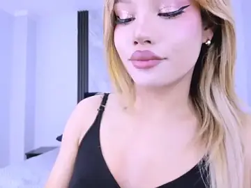 Stripchat Live Sex of Keendall__