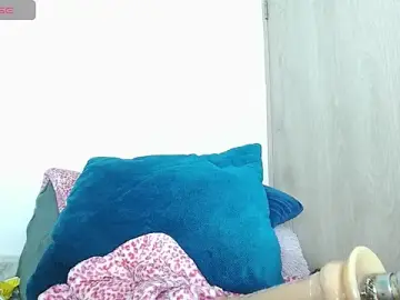 Stripchat Best live sex cam show of avaleri_cherry