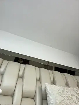 Stripchat Watch Live Sex Cams of ALISSON_FOXXX1