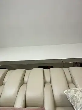 Stripchat Free Live Porn of ALISSON_FOXXX1